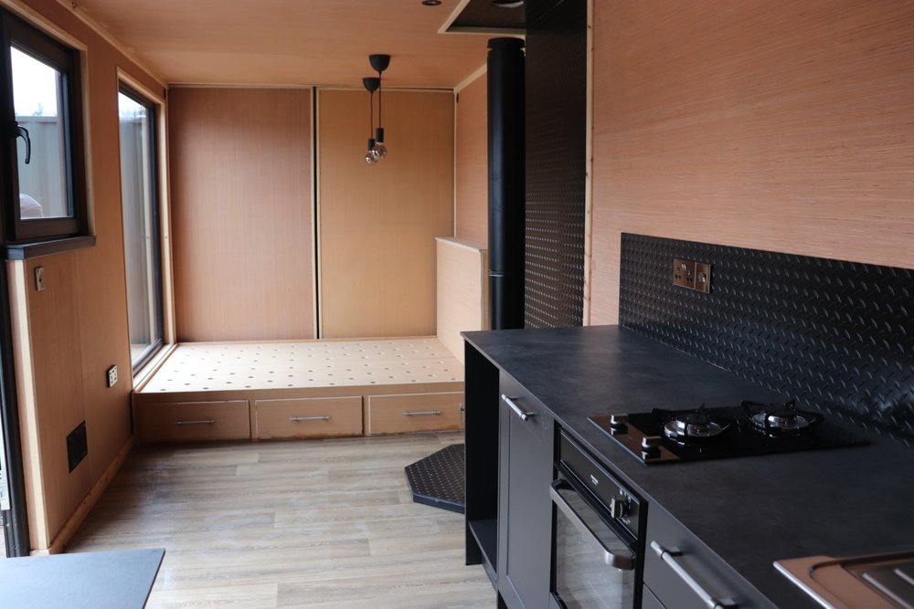 28FT converted container with Kitchen & Fixed Bed Maintenance Room - Image 5